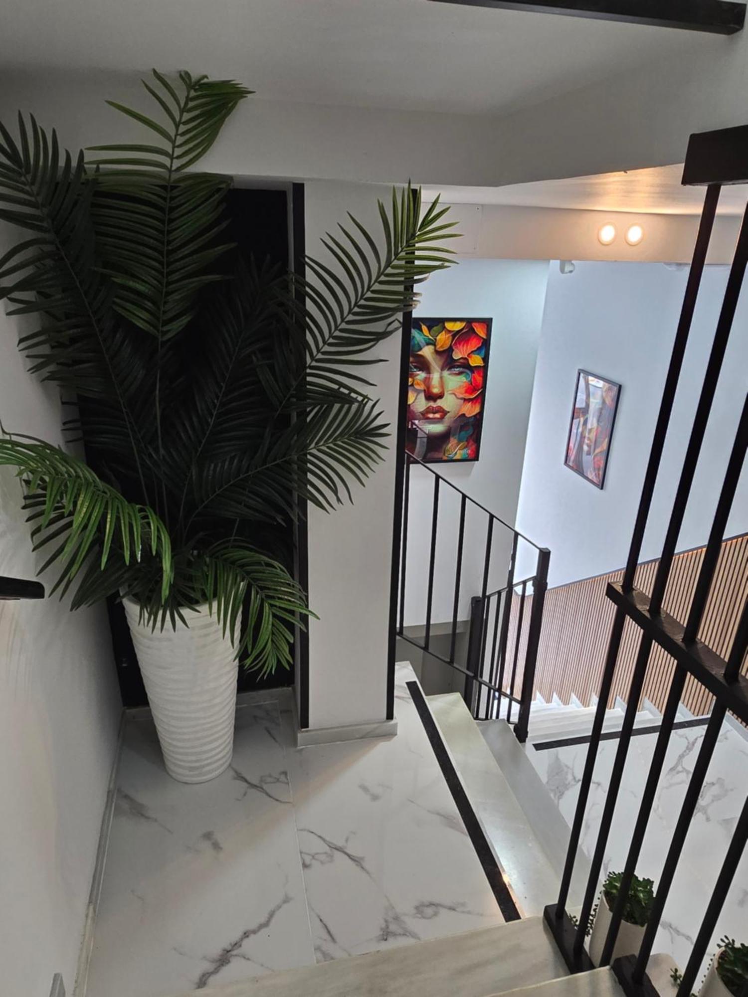 Lhome Sevilla Kültér fotó